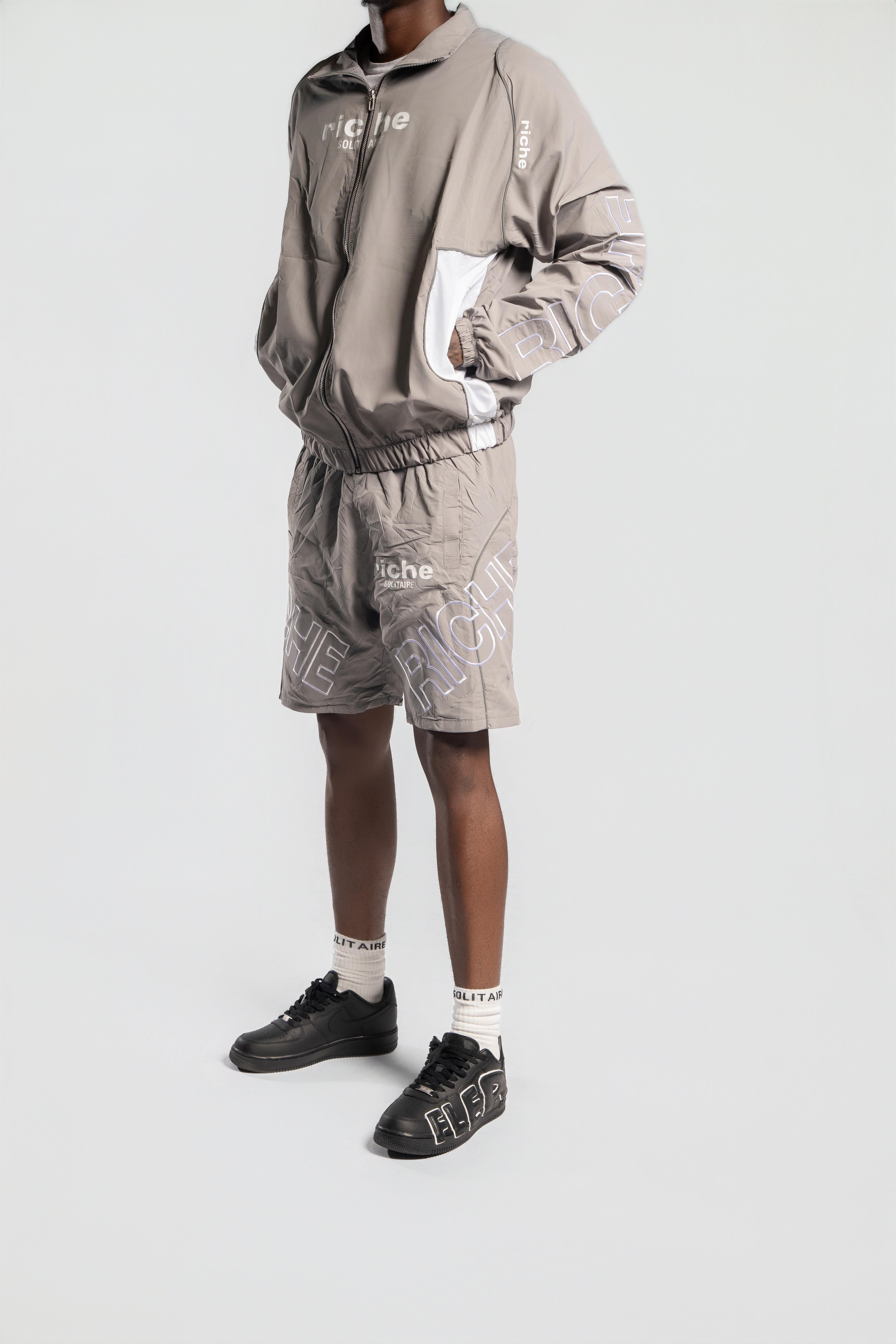 Grey & White Riche Solitaire set